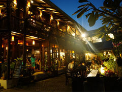 Dash Restaurant and Bar-Dash Teak House
