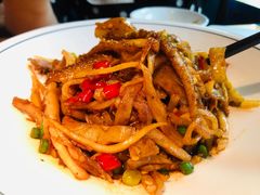 -坛宗剁椒鱼头(河西王府井店)