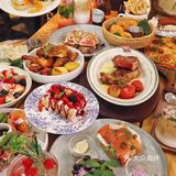 和喜欢的人一起吃饭，连空气都会变得浪漫！