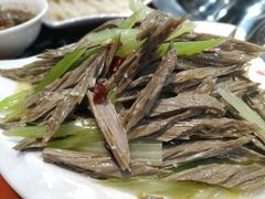 -袁小二大东北铁锅炖(吉祥村总部)