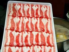 -鲜入唯煮·港式海鲜牛肉火锅(金宝街店)