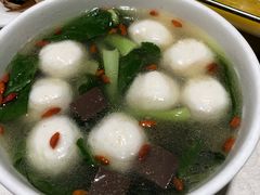 鸭血鱼丸汤-阿英煲(凉城路店)