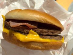 -麦当劳(中山公园龙之梦店)