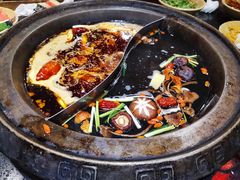 菌汤鸳鸯锅-唇辣号重庆老火锅(亦庄店)
