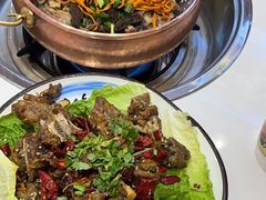 -乡土特色.冷锅鱼.牦牛肉汤锅