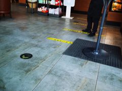 -星巴克臻选(呼和浩特维多利摩尔城店)