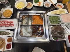 -海底捞火锅(百盛步行街广场店)