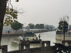 -云间粮仓