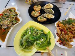 -覃记海鲜美食餐厅