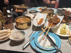-雍容荟帝王蟹活龙虾展台自助(IFS黑金店)