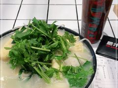 -肥汁米蘭香港米线(长宁来福士店)