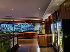 -八府香鸭·啫啫煲(华山路店)