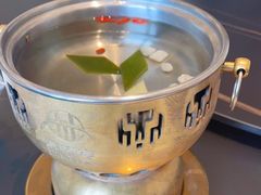 -鼎泰亨·海鲜牛肉餐厅(滨江店)