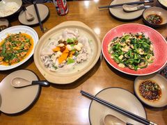 -叁煨蹄花·下饭盐帮菜(人民广场店)