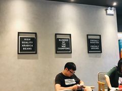 -瑞幸咖啡(怡富广场店)