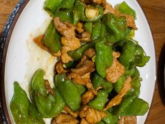 -东来菜馆•手抓海鲜家常菜•海鲜锅贴(鸽子窝店)