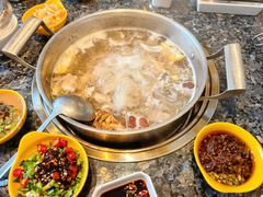 -一席地·本地鸡窝·杭帮鸡火锅(萧山银隆百货店)