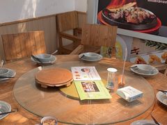 -蜜桃餐厅·伴山(湖滨商业街店)