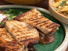 超级牛肉帕尼尼-O'mills Sourdough Bakery&Bistro(永嘉路店)