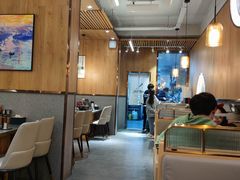 大堂-围炉肉舍丹东海鲜烤肉·烤活鳗(步行街店)
