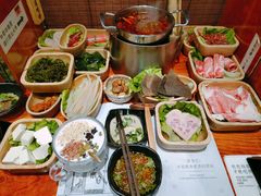 -独食火锅·半米屋台(直营总店)