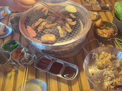 -叽叽扎扎烤肉场(生态城万达店)
