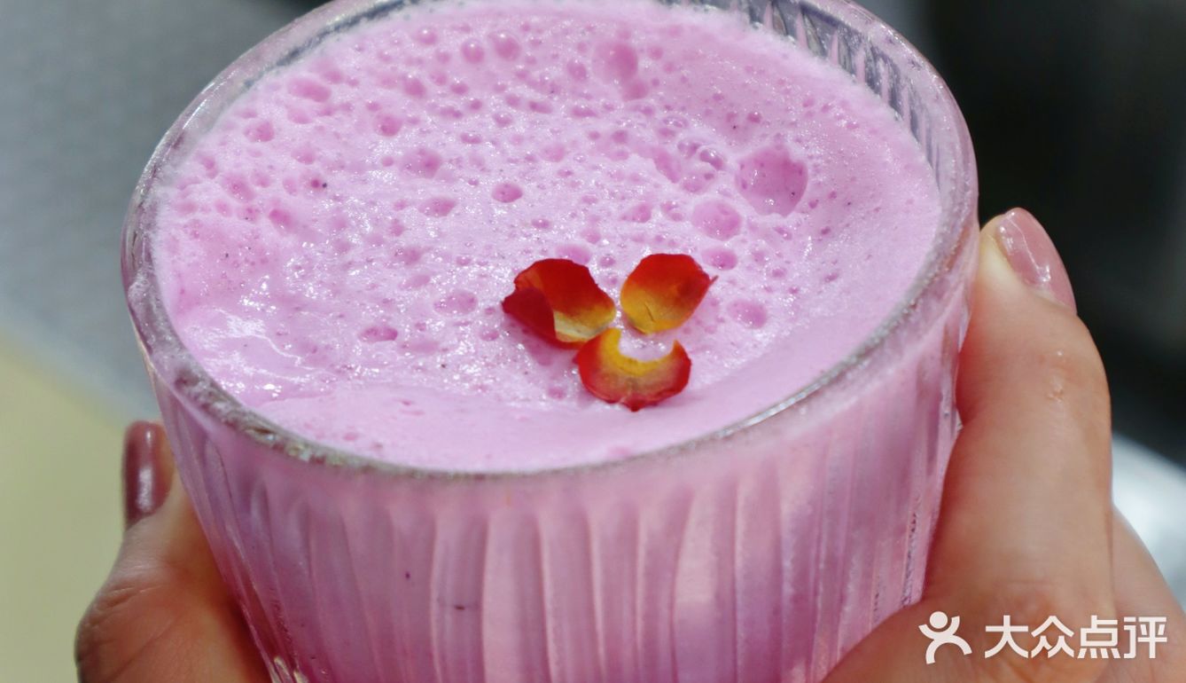 长乐路微醺时刻，小酌新潮人手一杯 