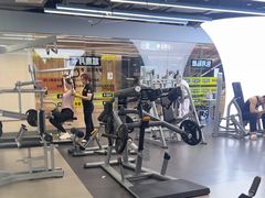 -超鹿运动(五四路恒力城店)