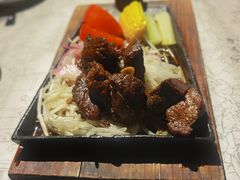 铁锄牛排-穹六人间 people 6(岳阳路店)