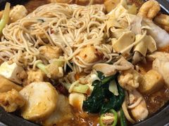 -极有家小鱼小鸡石锅煲(佳兆业店)