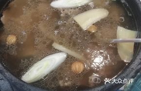 Huajiang Beef Hot Pot
