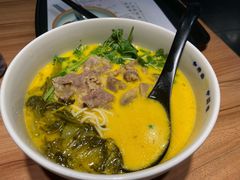 -梅龙镇广场