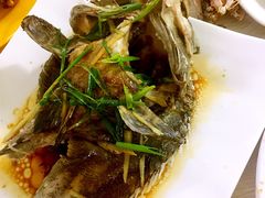 -覃记海鲜美食餐厅