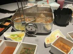 -左庭右院鲜牛肉火锅黑金店(陆家嘴中心店)