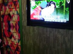 -K+全国连锁KTV(绿地缤纷天地店)