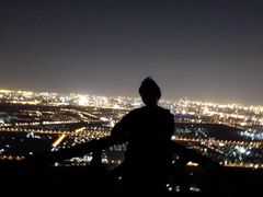 -鬼笑石后山停车场