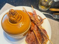 -东方红海鲜百汇(国际大厦店)