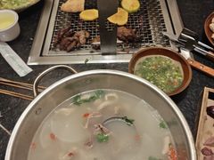 -大汗烧烤滩羊馆(清水河公园店)