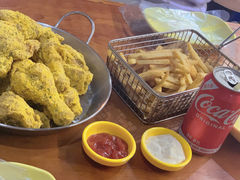-BHC炸鸡(明洞总店)