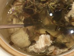 金线莲炖排骨-榕树下海鲜馆(坪山路店)