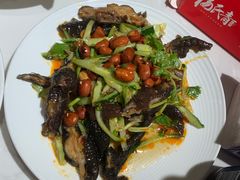 麻辣黑鸡爪-杨氏青龙虾·羊蝎子(金盛路总店)