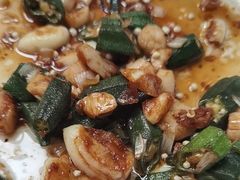 秋葵炒贝丁-旺角小渔村·海肠捞饭开创者(环山路店)