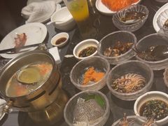 -半岛翡丽海鲜自助餐厅(观风亭店)