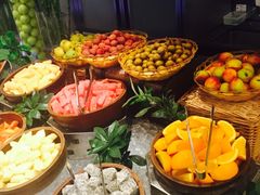 -圣丰索菲特·2 On 988 Café 自助餐厅
