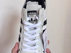 -阿迪达斯(武林银泰三叶草店)