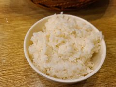 -愉肴麻辣香锅(中山路店)