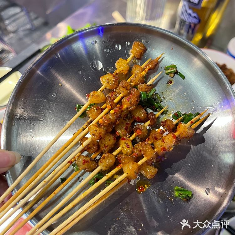 有一说一，岳阳烧烤真的比长沙烧烤好吃😋