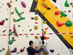 -问山MountQuest攀岩馆