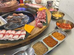 -玄希浪漫厨房·韩料烤肉(湖滨银泰in77店)