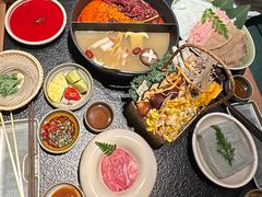 -大龙燚·旷野鲜火锅(广州首店)